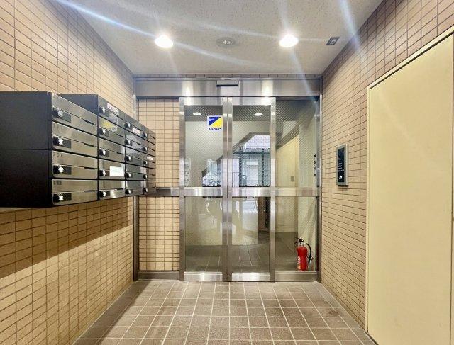 エントランス　毎日通るエントランスはこのようになっています
