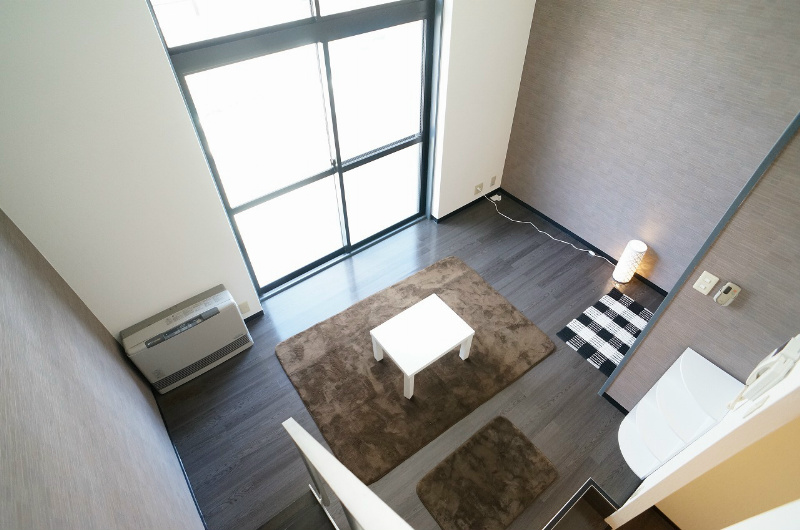 その他設備　ロフトから見たお部屋です。
