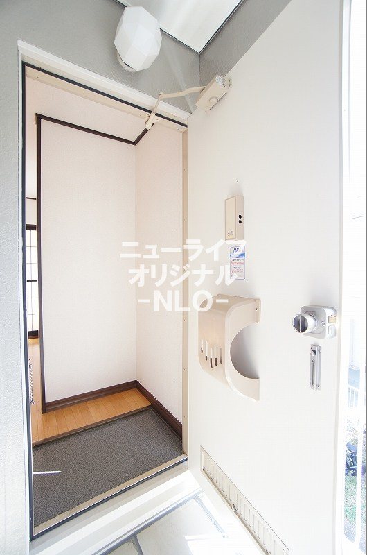 玄関　お好みの収納をお持ち込みいただけます☆
