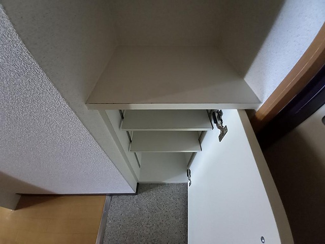 玄関　シューズボックス