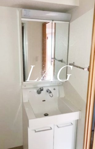 洗面設備　洗面台です。