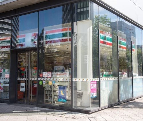 コンビニ　セブンイレブン 晴海3丁目店（コンビニ）まで227m
