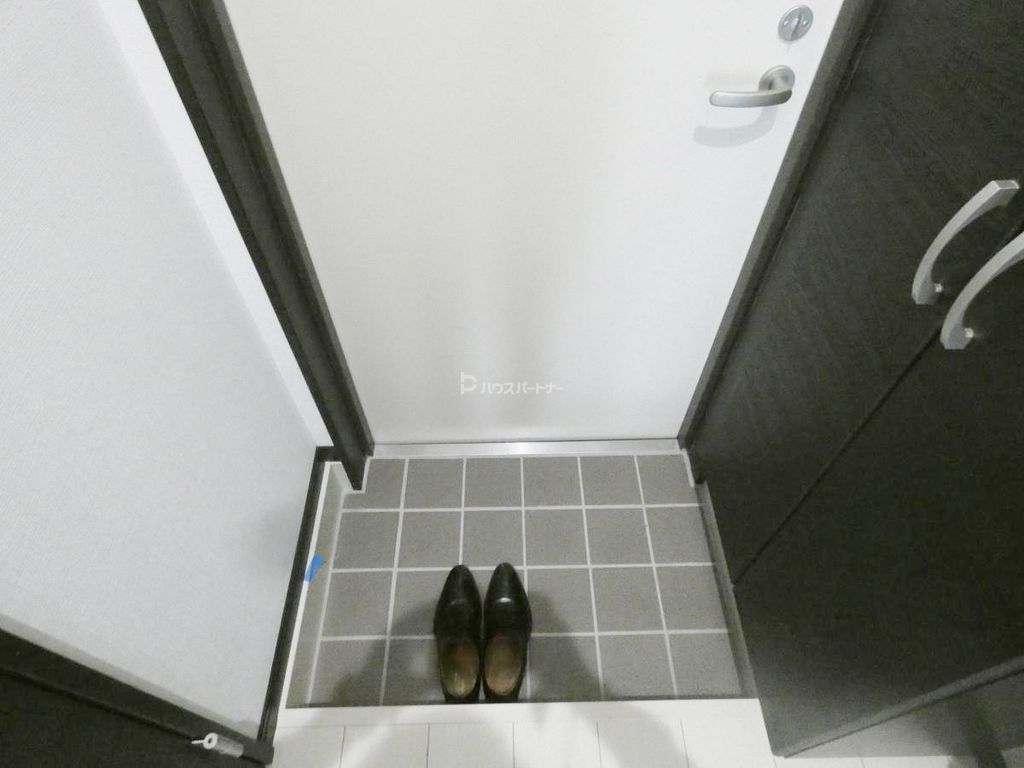 玄関　設備