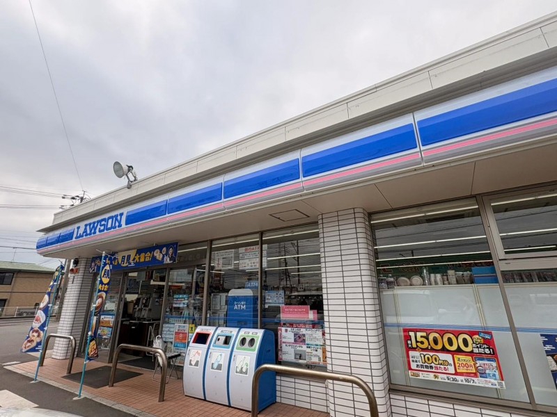コンビニ　ローソン苅田京町1丁目店（コンビニ）まで145m