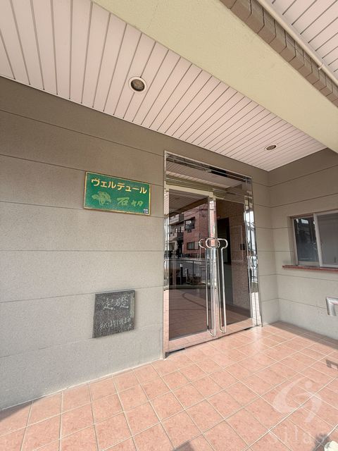 近鉄けいはんな線 新石切駅 徒歩5分 7階建 築25年の外観写真