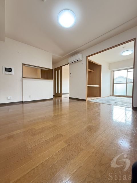 近鉄けいはんな線 新石切駅 徒歩5分 7階建 築25年の居間写真