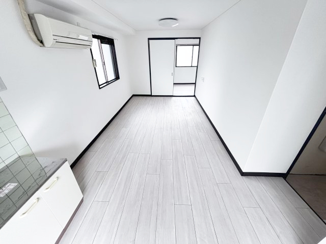 トリル日本橋の居間写真