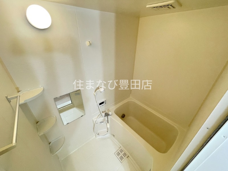 名鉄名古屋本線 知立駅 バス乗車時間：17分 最寄りバス停で下車 徒歩3分 2階建 築21年の風呂写真