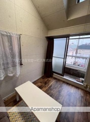 ハリテイジの居間写真