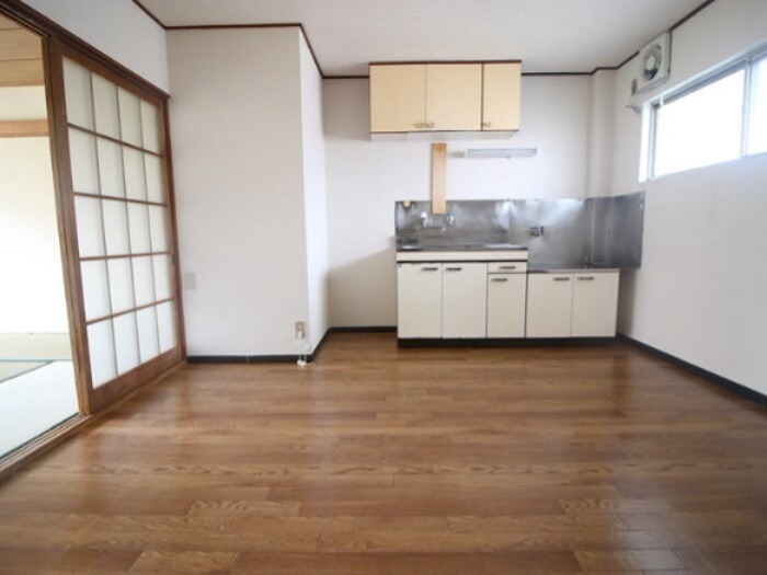 国寿マンションの居間写真