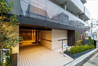 東京メトロ東西線 神楽坂駅 徒歩2分 9階建 築5年の外観写真