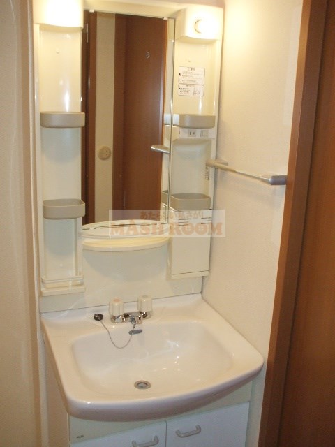 洗面設備　他部屋の参考写真です。