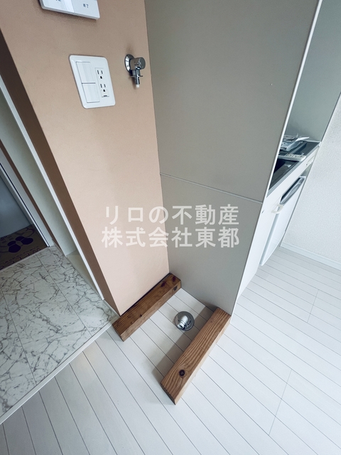 その他　洗濯機置き場は室内にあるので雨に濡れる心配はありません。