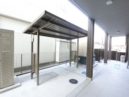 湘南新宿ライン宇須 野木駅 徒歩1分 3階建 築7年の外観写真