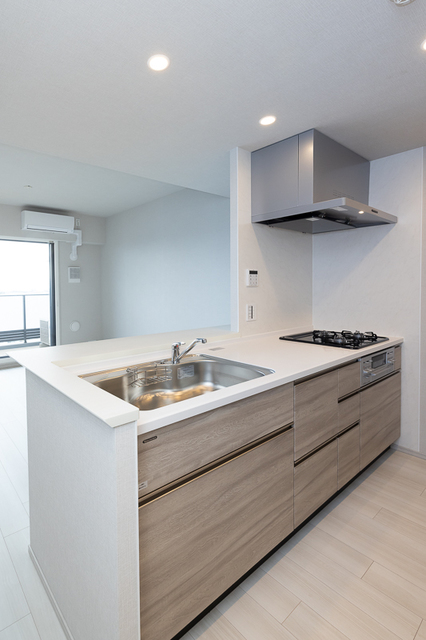 キッチン　※写真は同タイプ住戸です。