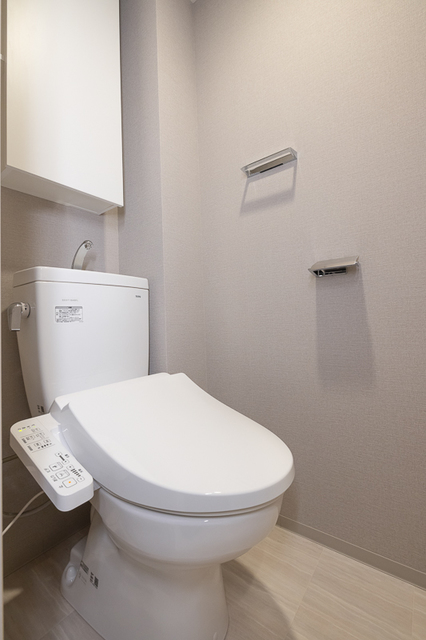 トイレ　※写真は同タイプ住戸です。