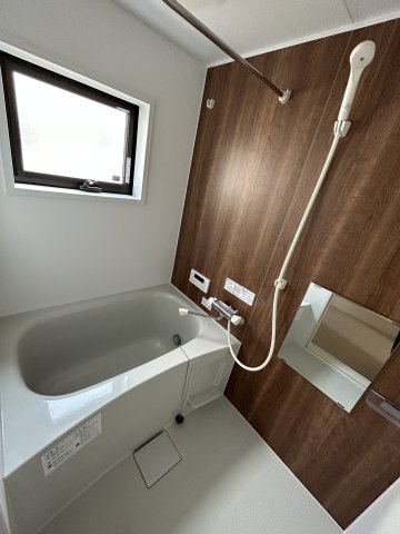 バス・シャワールーム　※同物件別号室参考写真