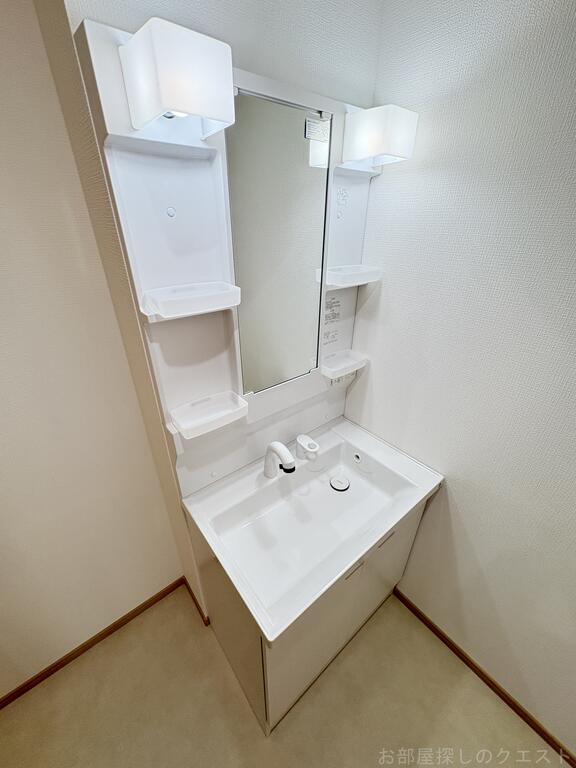 洗面設備　（写真は同仕様）