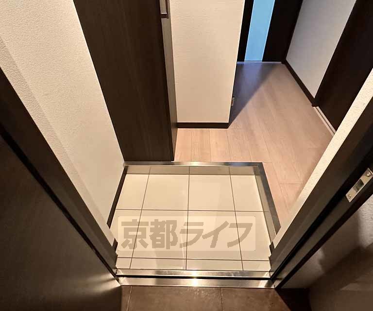 阪急京都線 桂駅 徒歩6分 5階建 築3年の玄関写真