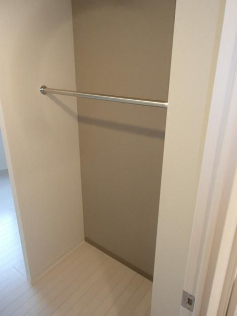 その他設備　出し入れ自在オープンクローゼット