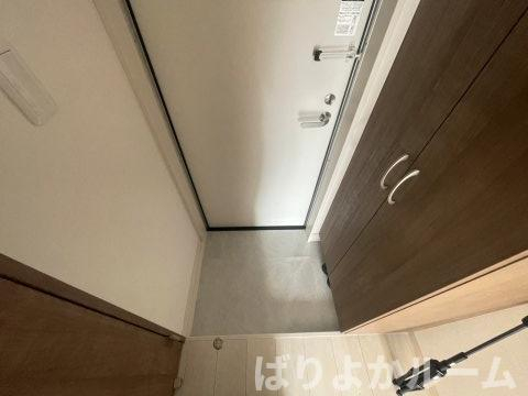 玄関　※別部屋の参考写真となります※現況優先※