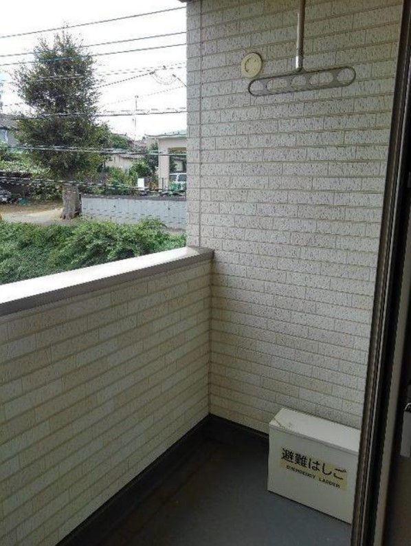 東急田園都市線 溝の口駅 バス乗車時間：18分 最寄りバス停で下車 徒歩7分 3階建 築13年の内装写真