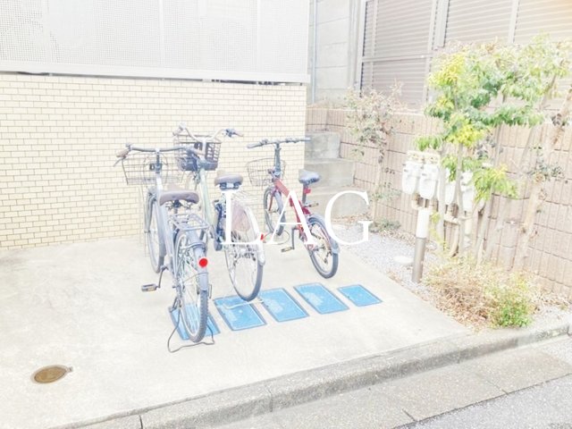 その他共有部分　駐輪場です。