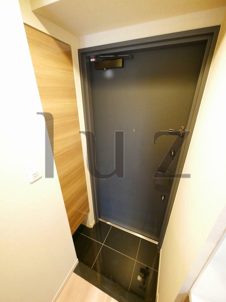 ベルグレード川崎エーゼットの玄関写真