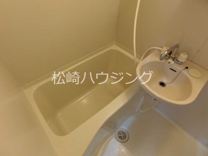 ランドブリッジ中野IIの風呂写真