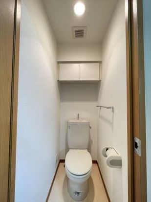 トイレ　（別タイプ参考写真）レガロ飛鳥山　北区王子1