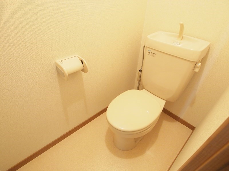 トイレ　※別部屋写真