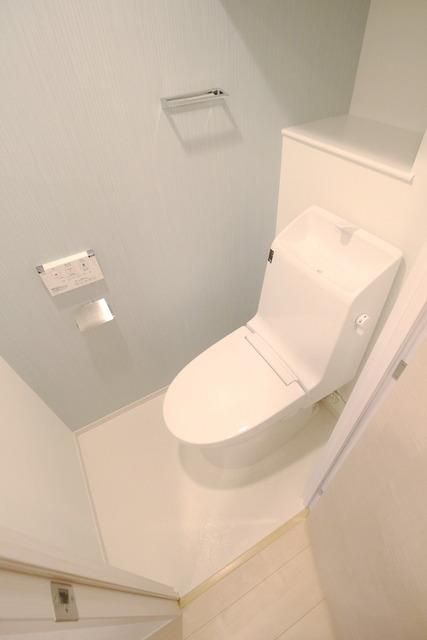トイレ　別部屋写真