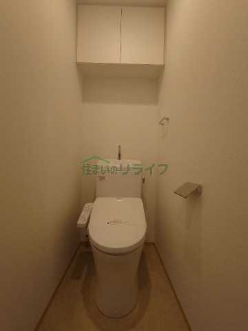 トイレ　別部屋引用