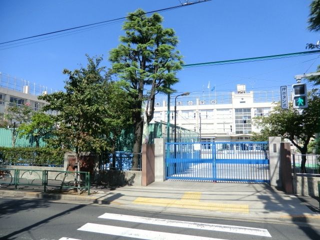 小学校　千寿第五小学校（小学校）まで750m