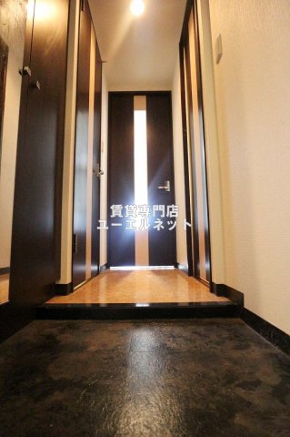 玄関　住まいの顔ともなる玄関