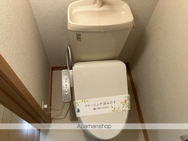 京王新線 幡ケ谷駅 徒歩1分 2階建 築18年のトイレ写真