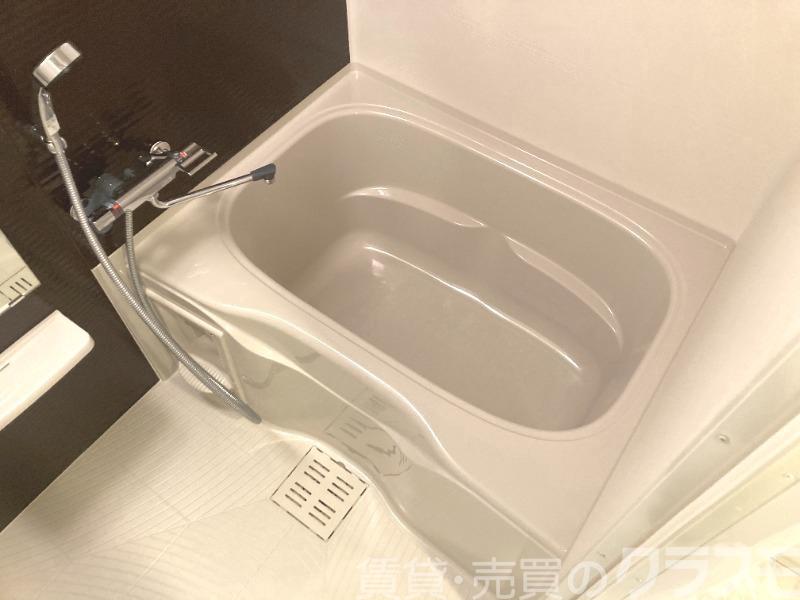 バス・シャワールーム　浴室乾燥機付きバス♪