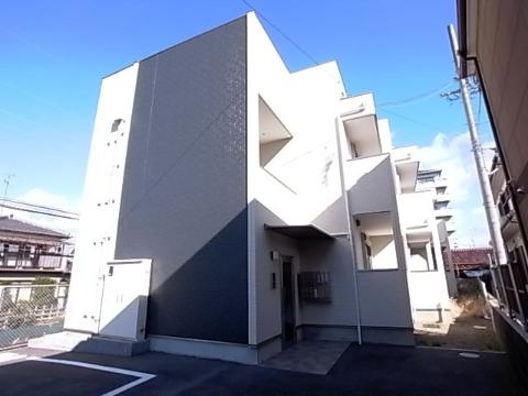 建物外観　外観写真（昼）