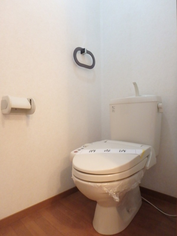 トイレ　図面と現状に相違がある場合には現状を優先