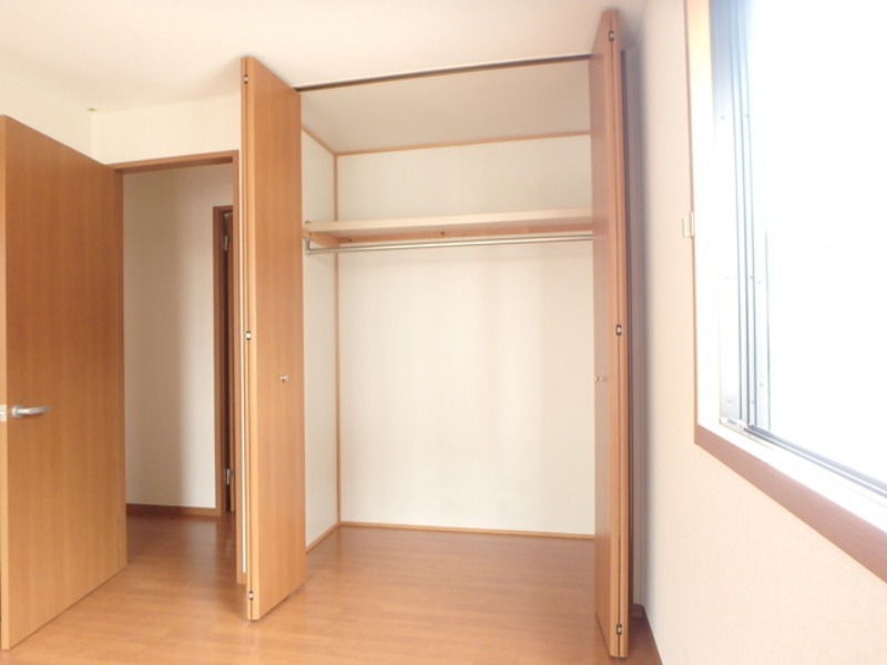 収納　図面と現状に相違がある場合には現状を優先
