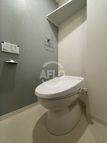 トイレ　フォーリアライズ難波シエロ　トイレ