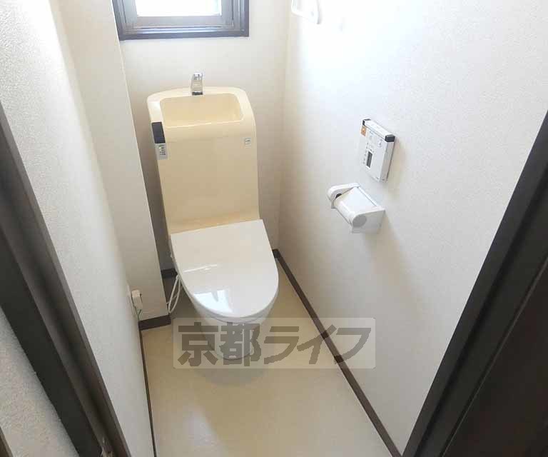 トイレ　清潔感のあるトイレです。
