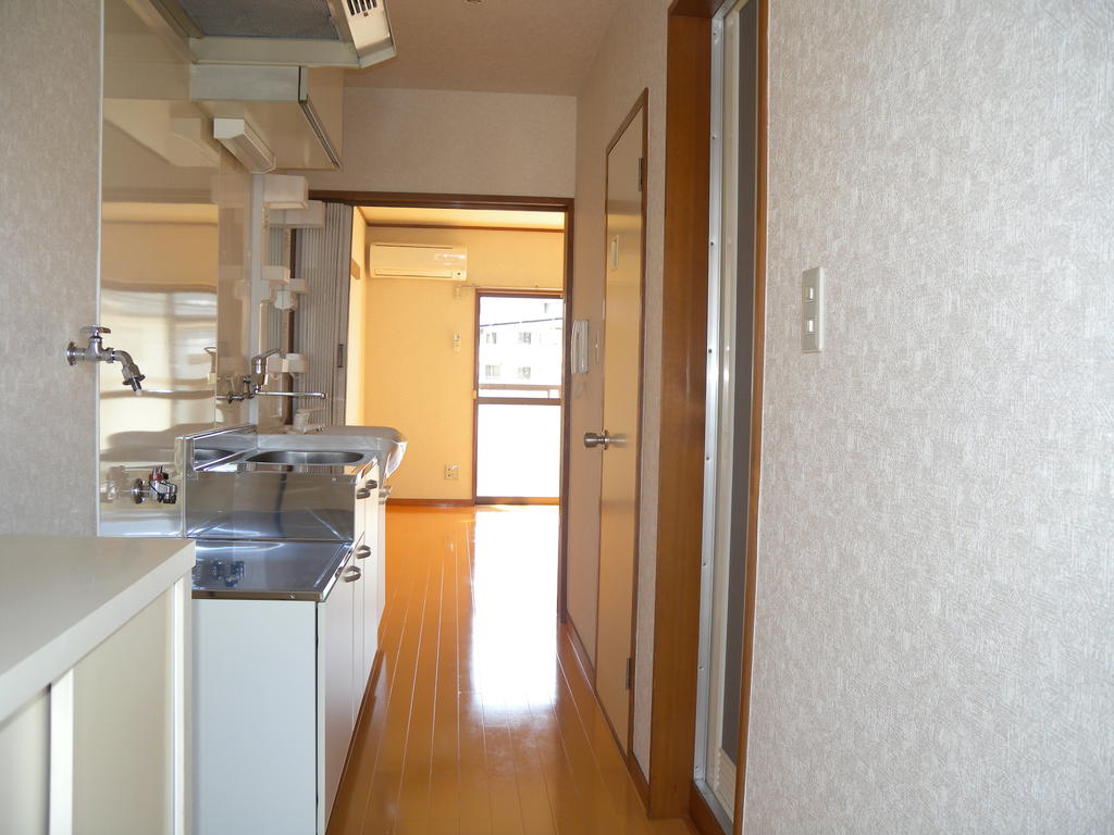 その他部屋・スペース　玄関～室内