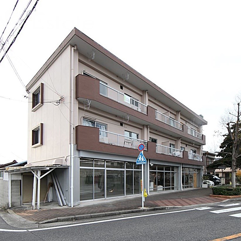 名古屋市守山区高島町のアパートの建物外観