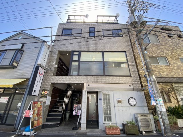 【荒川区町屋のマンションの建物外観】