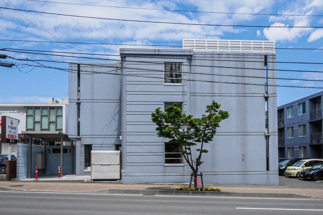 北海道札幌市豊平区平岸五条１３（マンション）の賃貸物件の外観