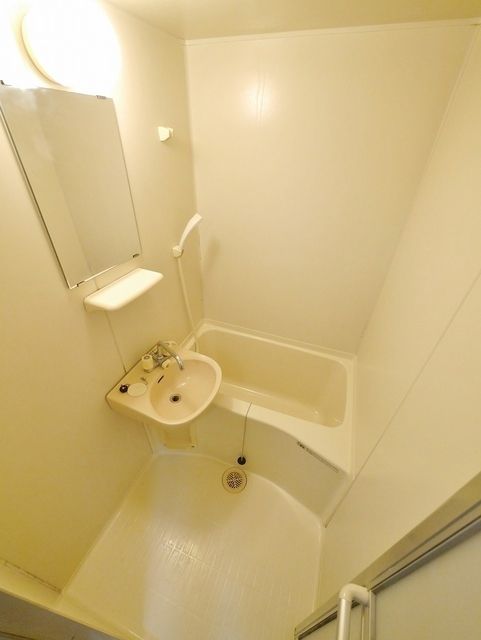 バス・シャワールーム　★きれいな浴室★