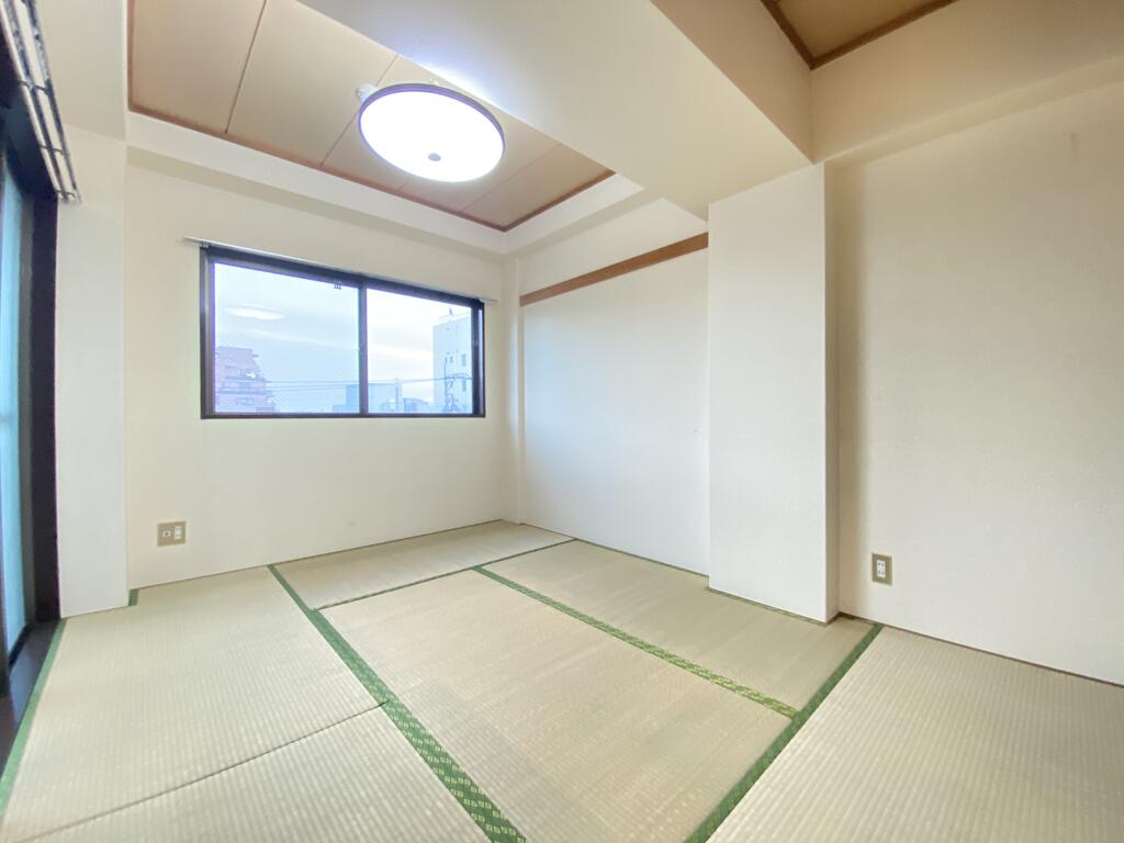 野崎ビルの居間写真
