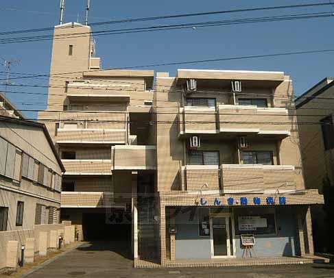 【宇治市羽拍子町のマンションの建物外観】