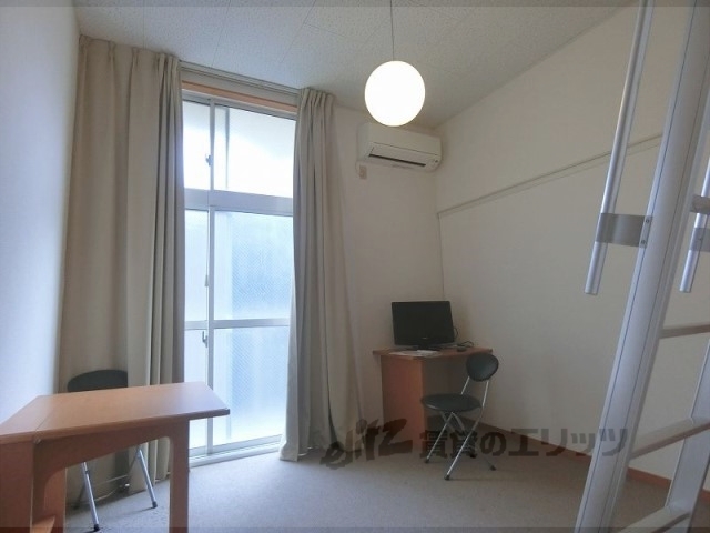 居室・リビング　洋室